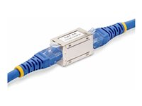 StarTech.com Shielded RJ45 Coupler, Inline Cat6a Coupler, F/F - Kopplingsdon för nätverk - RJ-45 (hona) till RJ-45 (hona) - skärmad - CAT 6a - passiv - silver IN-CAT6A-COUPLER-S1