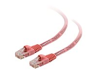 C2G Cat5e Booted Unshielded (UTP) Network Patch Cable - Patch-kabel - RJ-45 (hane) till RJ-45 (hane) - 5 m - UTP - CAT 5e - formpressad, hakfri, tvinnad - rosa 83621